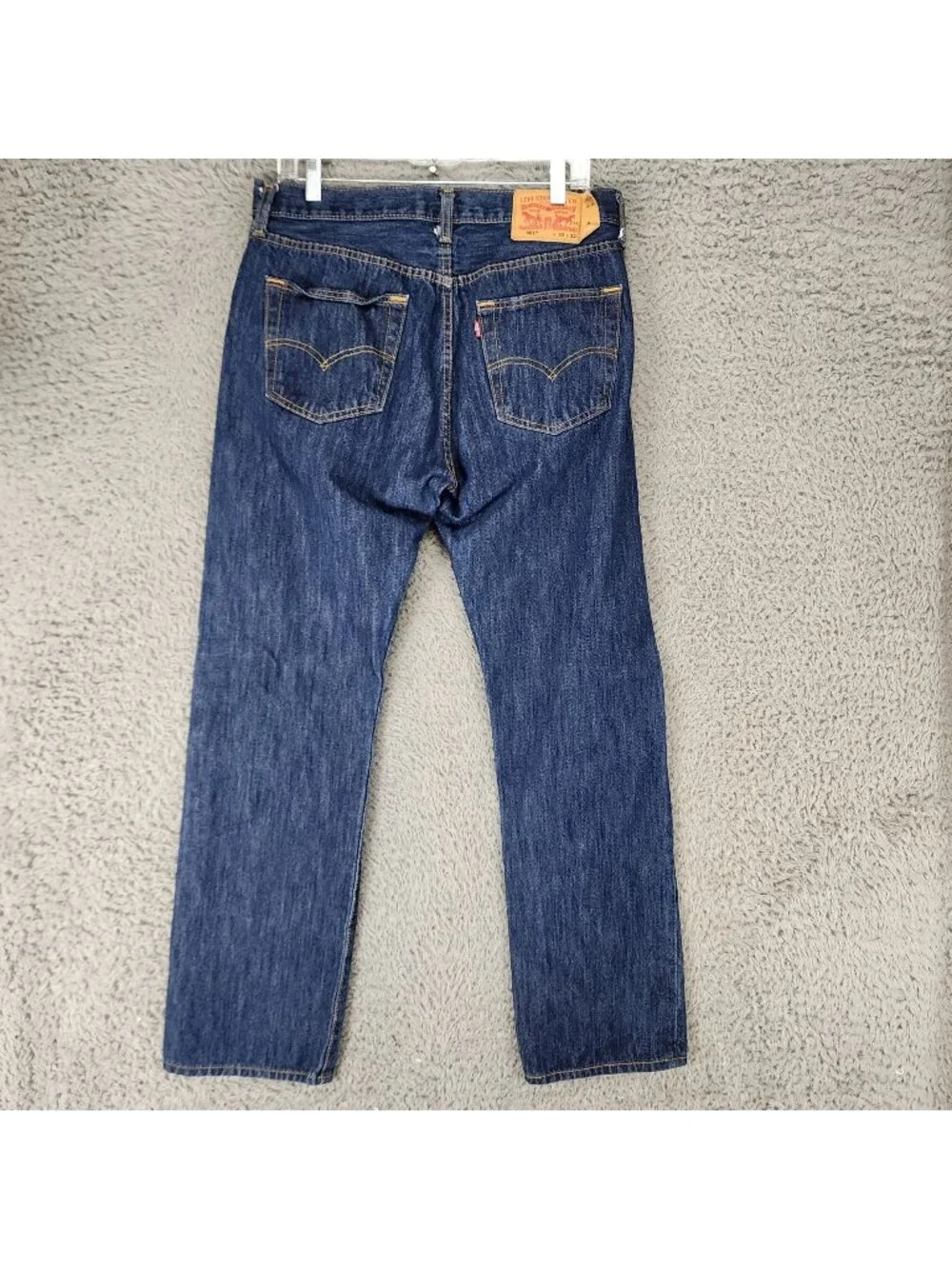 Levis Jeans Mens 33x32 Blue 501 Denim Button Fly Straight Classic *Read*